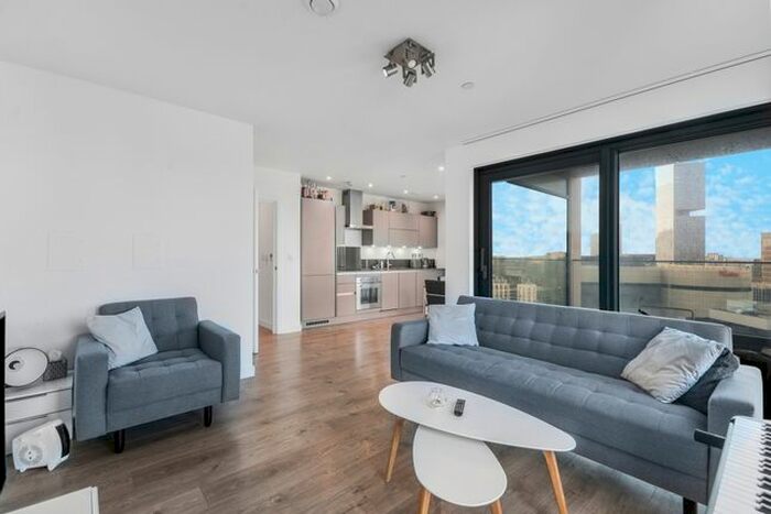 2 Bedroom Flat To Rent In Great Eastern Road, London, E15