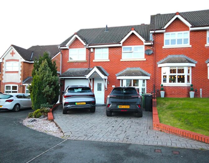 4 Bedroom Detached House To Rent In Saxby Avenue, Bromley Cross, Bolton, Greater Manchester, BL7