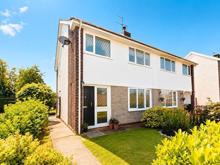 3 Bedroom Semi-Detached House For Sale In The Lovells, Easton In Gordano, BS20