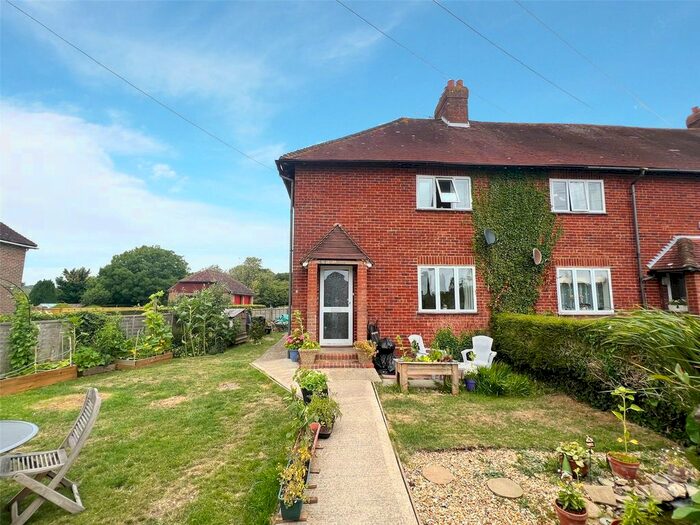 3 Bedroom Detached House To Rent In Clapham, Worthing, West Sussex, BN13