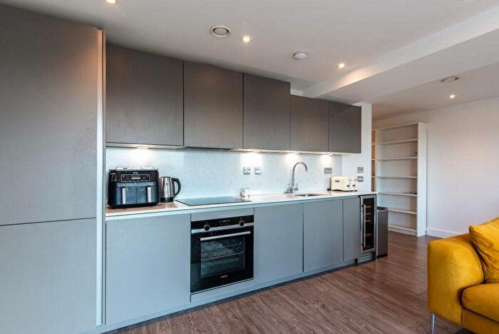 1 Bedroom Flat To Rent In Pavilion Road, West Bridgford, NG2
