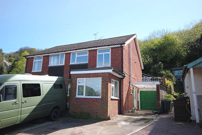 3 Bedroom Semi-Detached House For Sale In Lower Road, Malvern, Worcestershire, WR14