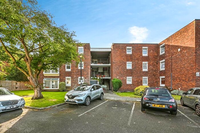 1 Bedroom Flat For Sale In Green Park, Bootle, Merseyside, L30
