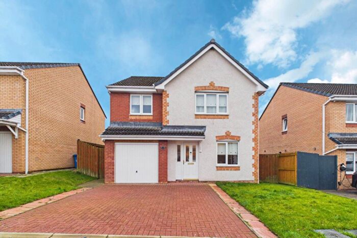 4 Bedroom Detached House For Sale In Bickerton Wynd, Lanark, ML11