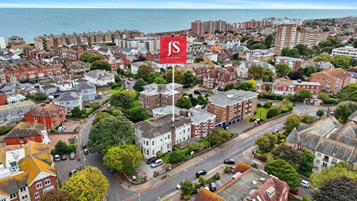 1 Bedroom Flat To Rent In Shelley Road, Worthing, BN11