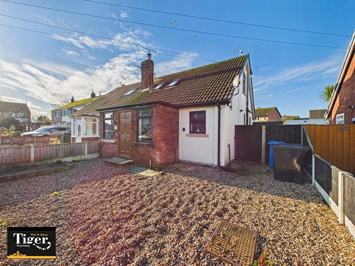 4 Bedroom Semi-Detached Bungalow For Sale In Rochester Avenue, Thornton-Cleveleys, FY5