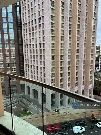 3 Bedroom Flat To Rent In Sienna Alto, London, SE13