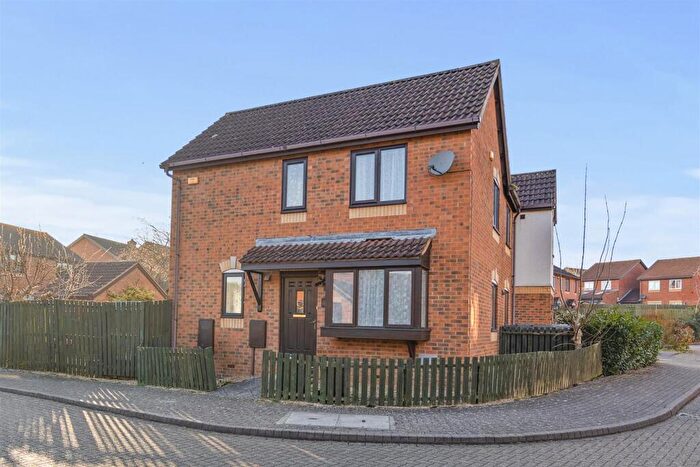 2 Bedroom Semi-Detached House For Sale In Braford Gardens, Shenley Brook End, Milton Keynes, MK5