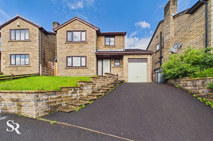 4 Bedroom Detached House For Sale In Danesway, Chapel-En-Le-Frith, SK23