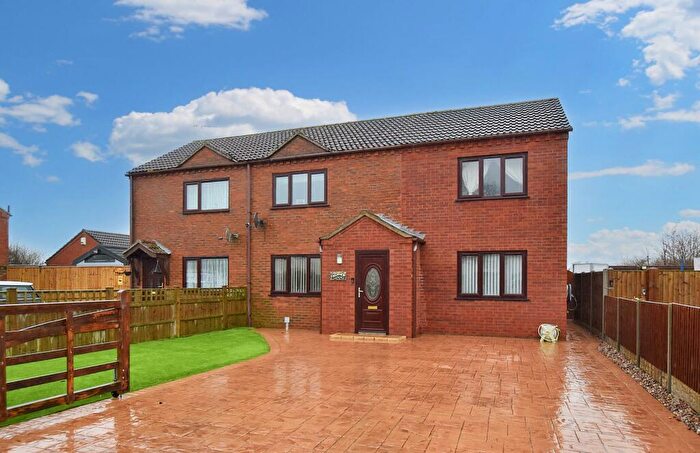 4 Bedroom Semi Detached House For Sale In Church Lane, Croft, PE24