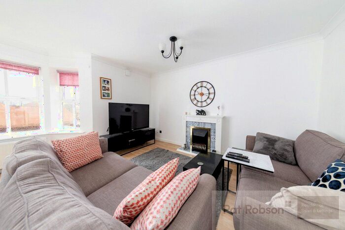 2 Bedroom Flat To Rent In Sovereign Court, Jesmond, Newcastle Upon Tyne, Tyne And Wear, NE2