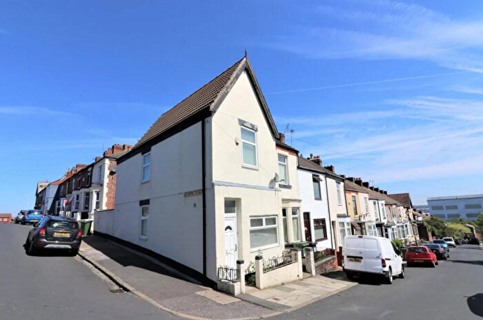 2 Bedroom End Of Terrace House To Rent In Holt Road, Birkenhead, CH41