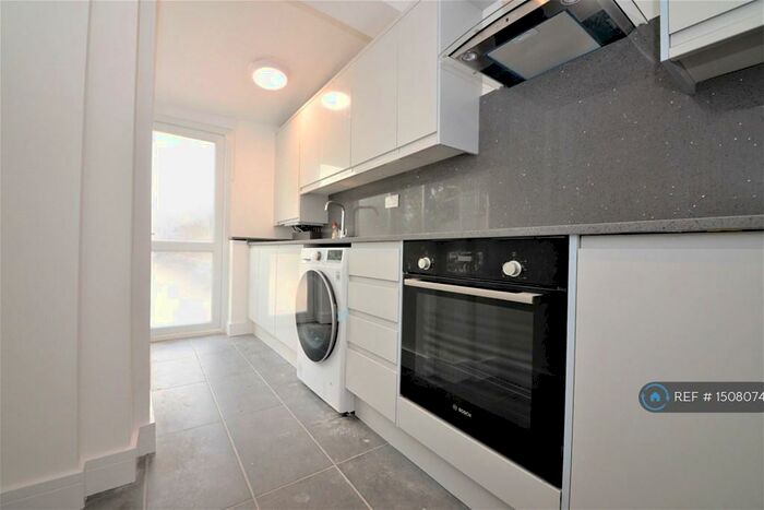 2 Bedroom Terraced House To Rent In Briar Close, London, N13
