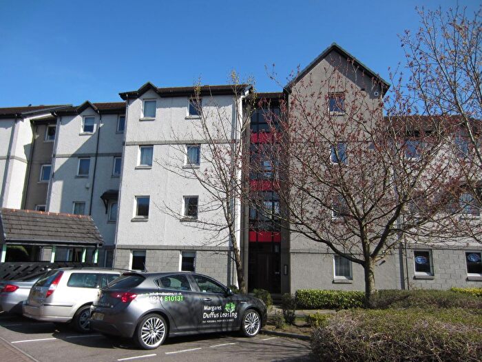 2 Bedroom Flat To Rent In Picktillum Place, Kittybrewster, Aberdeen, AB25