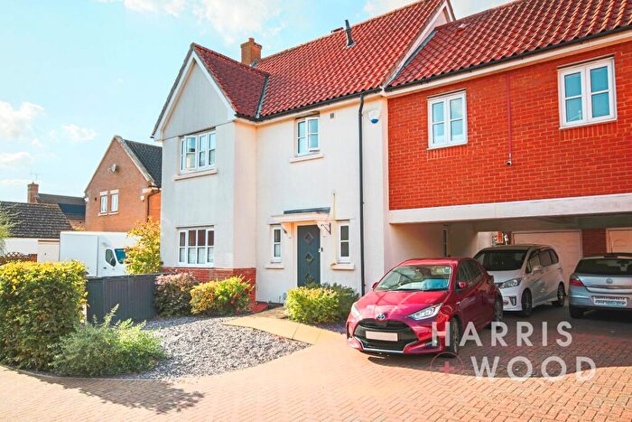 4 Bedroom Link Detached House For Sale In Cranborne Close, Colchester, Essex, CO4