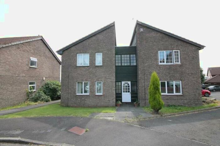 Flat To Rent In Aldeburgh Avenue, Newcastle Upon Tyne, NE15