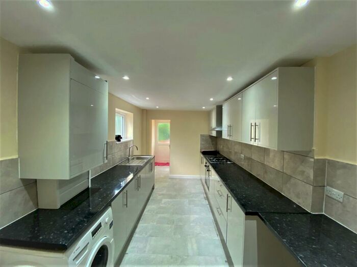 4 Bedroom Semi-Detached House To Rent In Lower Road, Harrow, HA2