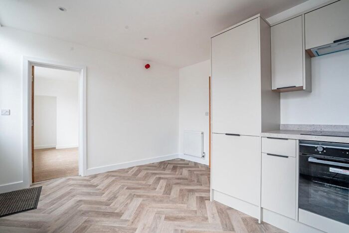 2 Bedroom Flat For Sale In Front Street, Acomb, York, YO24