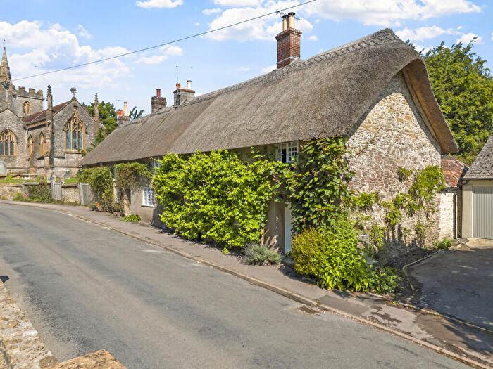 2 Bedroom End Of Terrace House For Sale In Evershot, Dorset, DT2