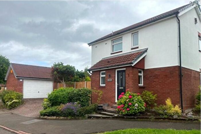 3 Bedroom Property To Rent In Bowmont Close, Cheadle, SK8
