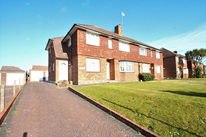 2 Bedroom Flat To Rent In Goring Street, Worthing, BN12