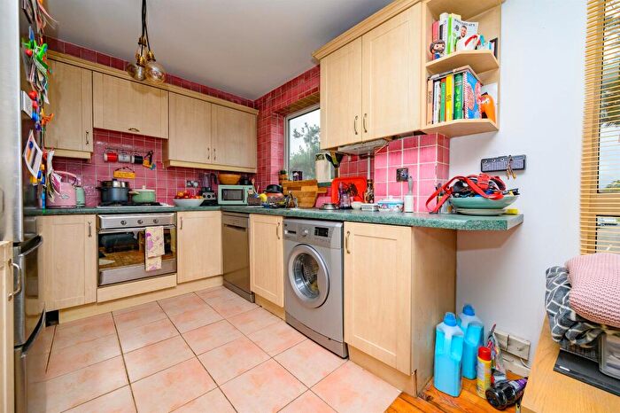 2 Bedroom Apartment For Sale In Watersplash Court, London Colney, St. Albans, AL2