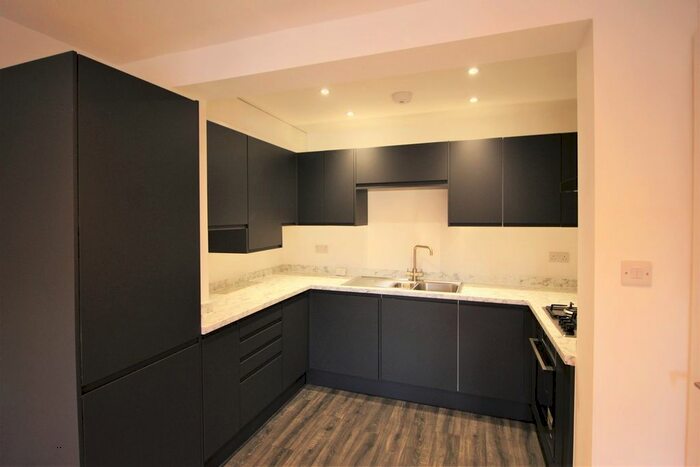 2 Bedroom Flat To Rent In Tavistock Street, Bedford, MK40