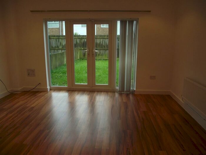2 Bedroom Town House To Rent In Sycamore Drive, Kirkby, Liverpool, L33