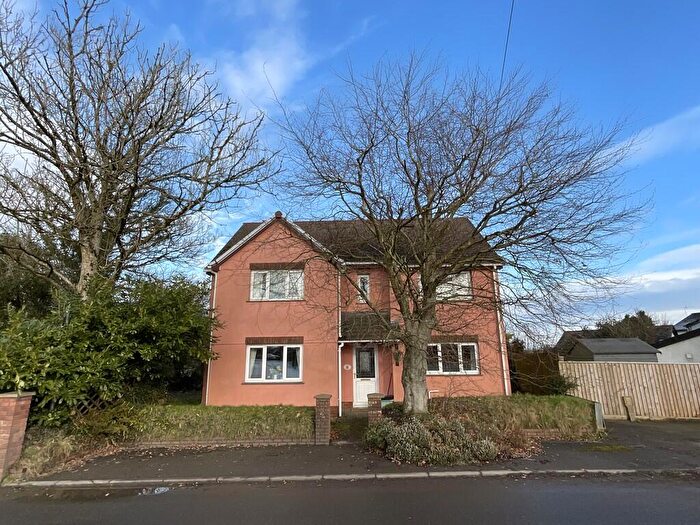3 Bedroom Detached House To Rent In Bradworthy, EX22