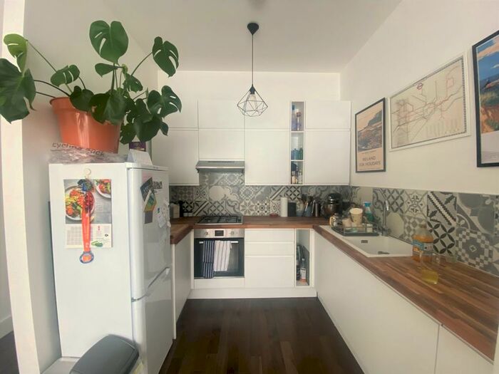 1 Bedroom Flat To Rent In Dulwich Road, Herne Hill, London, SE24