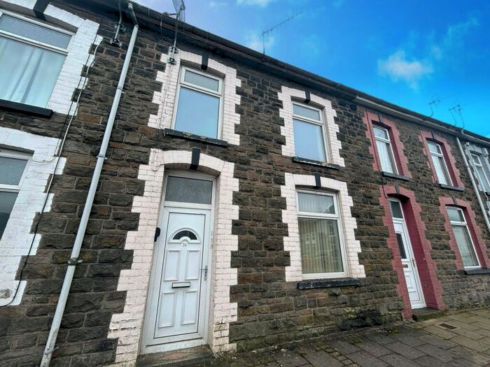 3 Bedroom House To Rent In Eirw Road, Porth, CF39