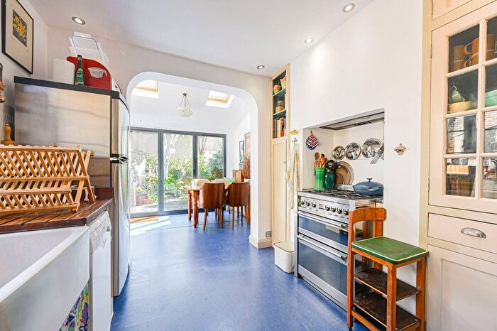 2 Bedroom Semi-detached House For Sale In Algernon Road, Ladywell, London, SE13