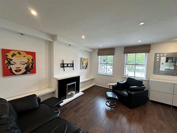 2 Bedroom Apartment To Rent In St Davids Court, Sherborne Street, Cheetham Hill, M8