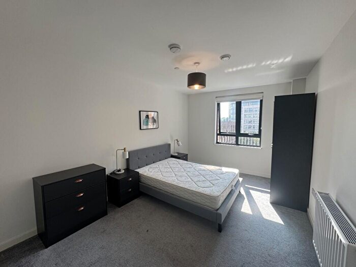 1 Bedroom Flat To Rent In Viscount House, Regency Heights, NW10