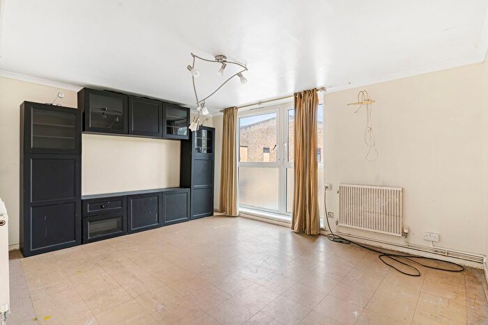 2 Bedroom Flat For Sale In Maskell Road, London, SW17