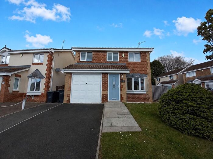 4 Bedroom Detached House For Sale In Dean Park, Ferryhill, County Durham, DL17