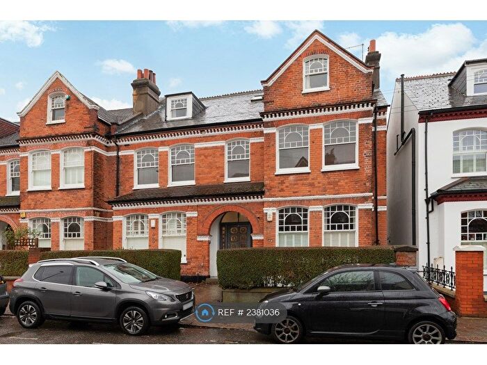 2 Bedroom Flat To Rent In Elmbourne Road, London, SW17