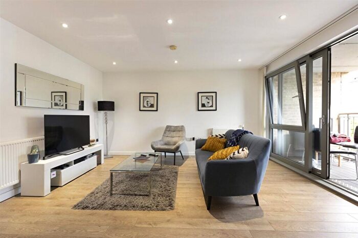 2 Bedroom Apartment For Sale In Palm House, London, Sancroft Street, SE11