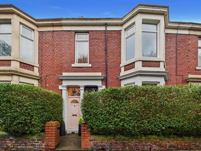 2 Bedroom Apartment For Sale In Park Terrace, North Shields, NE30