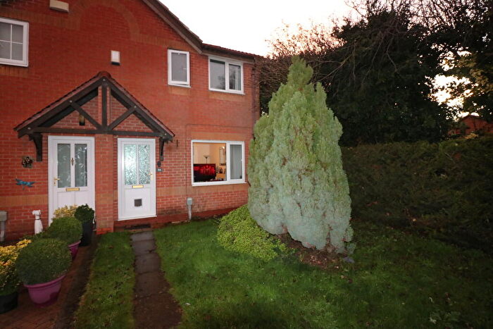 2 Bedroom Semi-Detached House To Rent In Chester Avenue, HU17