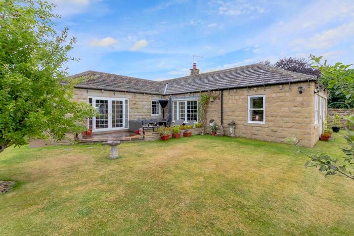 2 Bedroom Detached Bungalow For Sale In Leathley Lane, Leathley., LS21