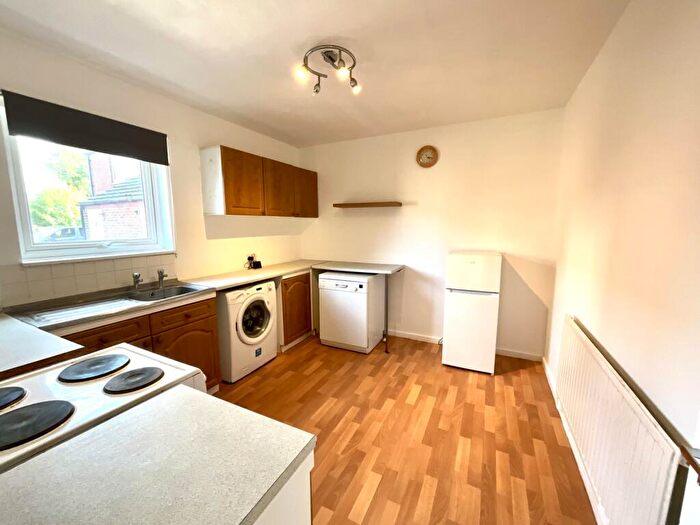 2 Bedroom Apartment To Rent In Ruskin Close, Didcot, Oxfordshire, OX11