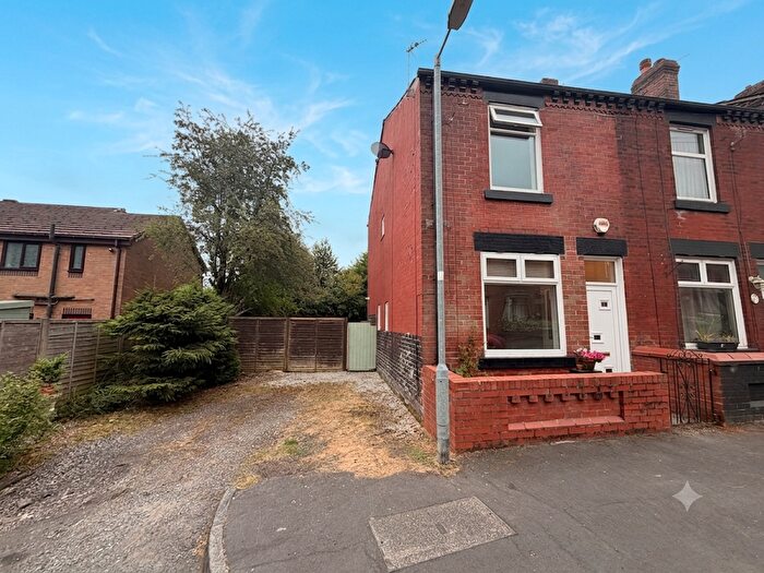 2 Bedroom End Of Terrace House For Sale In Cobden Street, Bolton, Greater Manchester, BL1