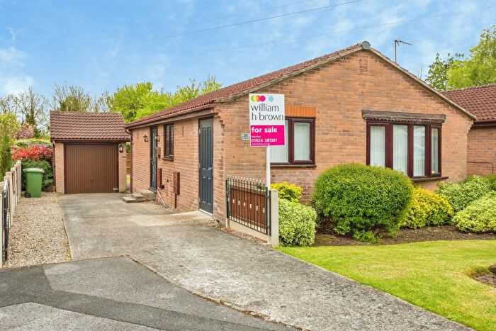 2 Bedroom Detached Bungalow For Sale In Avondale Drive, Stanley, Wakefield, WF3