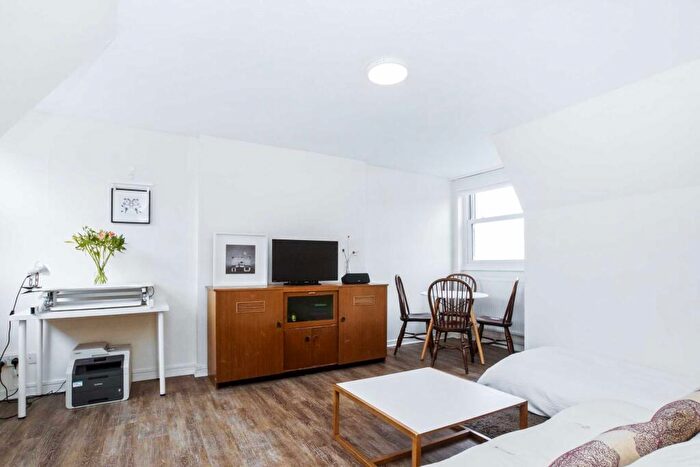 1 Bedroom Apartment To Rent In Homerton High Street, Hackney, E9