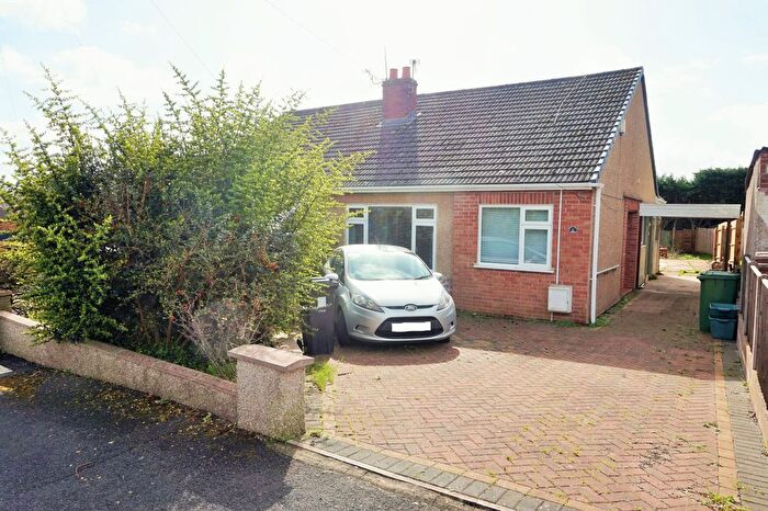 2 Bedroom Bungalow For Sale In Balmoral Road, Longwell Green, BS30