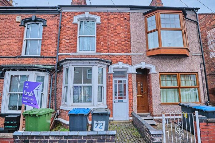 2 Bedroom Terraced House For Sale In Oxford Street, Rugby, CV21