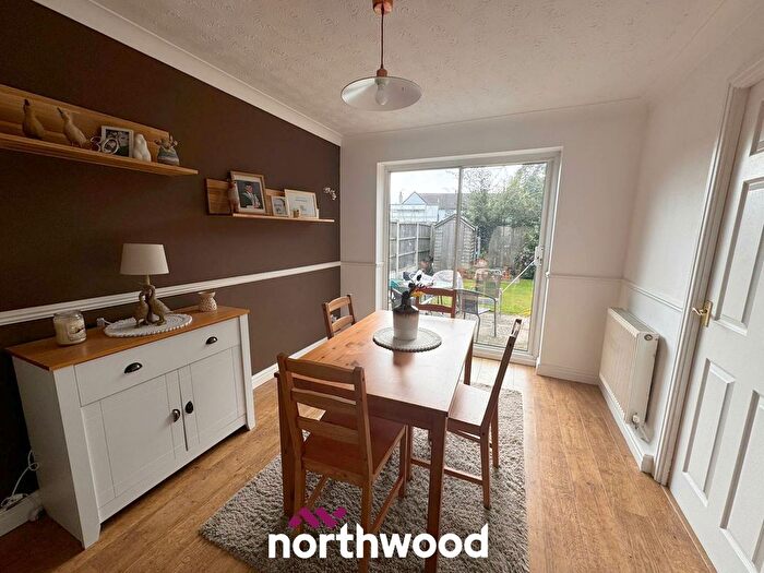 3 Bedroom Detached House For Sale In Cathedral Court, Dunsville, Doncaster, DN7