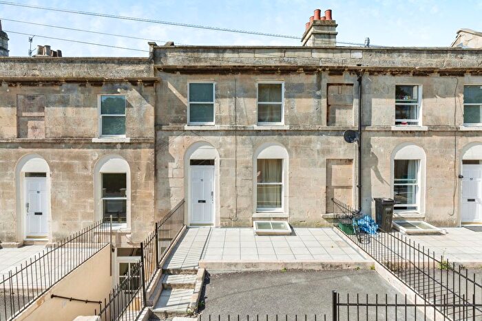 2 Bedroom Flat To Rent In Hampton Row, Bath, BA2