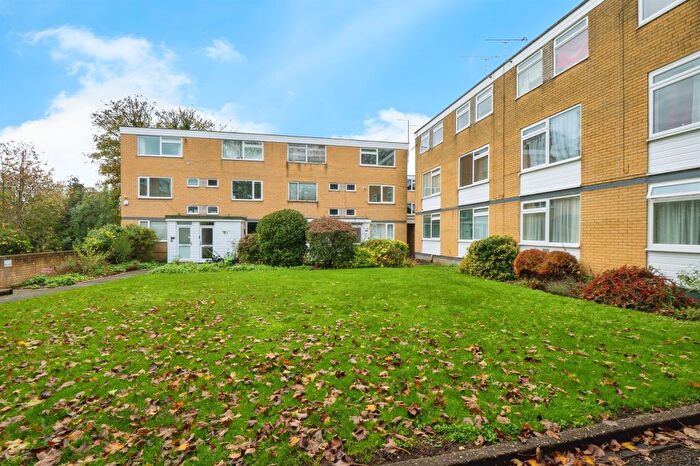2 Bedroom Maisonette For Sale In Bracken Lane, Southampton, SO16